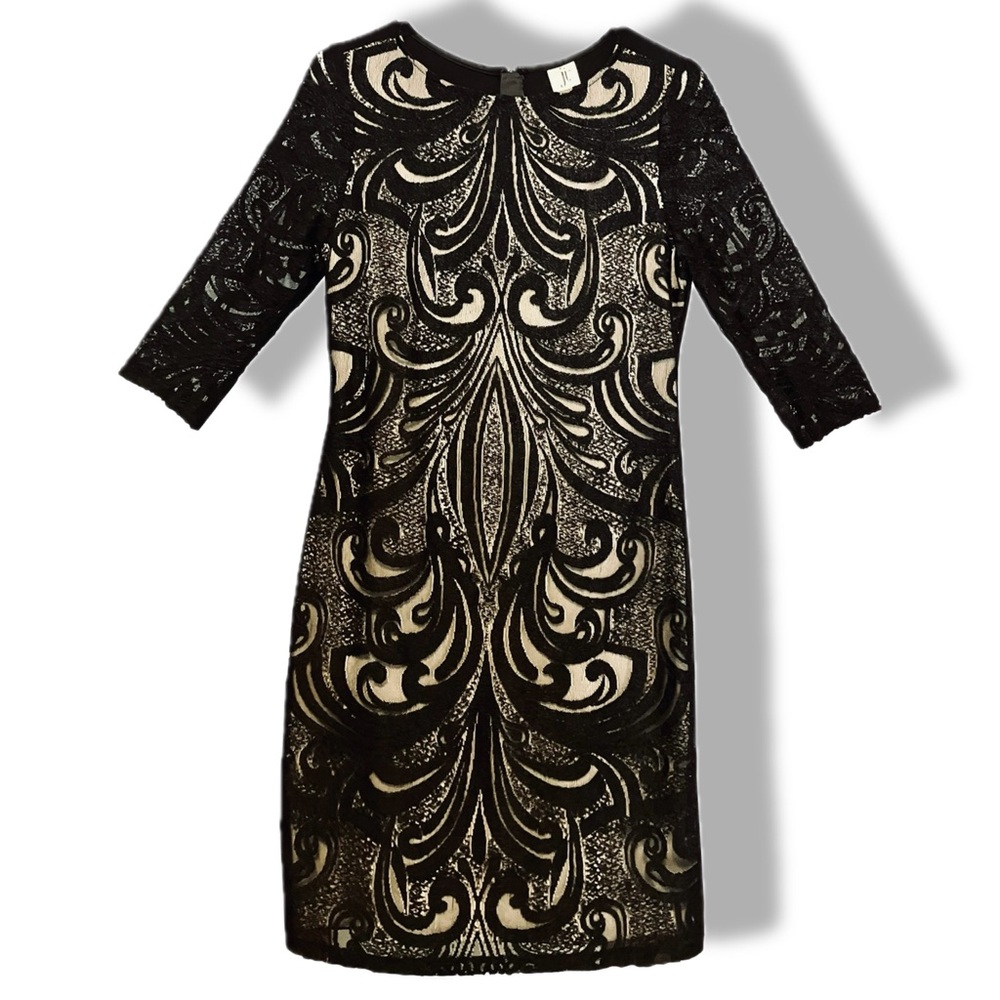 Women’s Black lace Julia Jordan dress with 3/4 sleeves and zipper back. Size 8